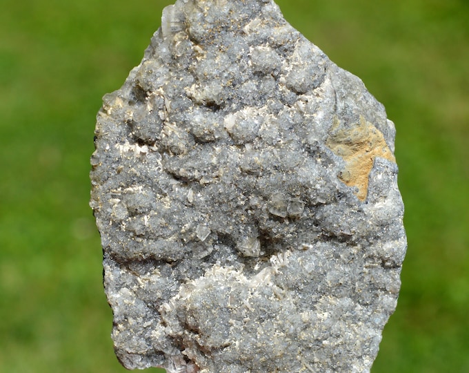 Fluorite 338 grams - Chaillac, Indre, Centre-Val de Loire, France