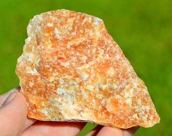 Orange calcite, 134 grams - Brazil