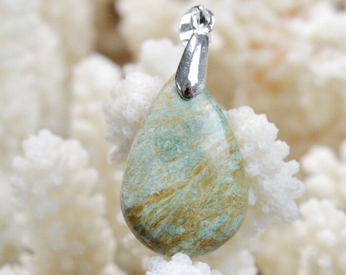 Turquoise 28 carats - pendentif cabochon pierre naturelle - Madagascar // DM51