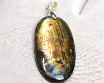 Pendentif Labradorite 85 Carats - Cabochon Naturel De Madagascar - Bijou Pierre Fine