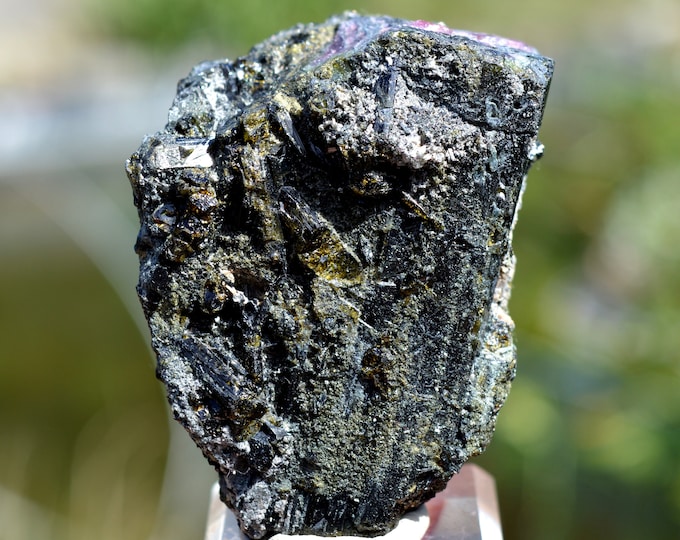 Tourmaline var. Verdelite & Rubellite 213 grams - Minas Gerais, Brazil