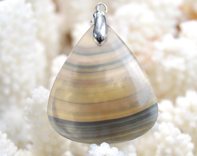 Fluorite 73 carats - pendentif cabochon pierre naturelle - Afghanistan // DG52