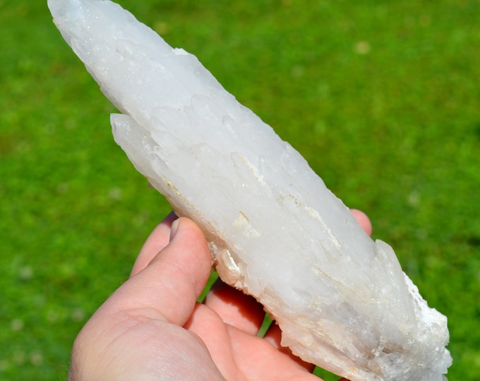 Quartz "Cathedral" 685 grams - Cavnic, Maramureș County, Romania