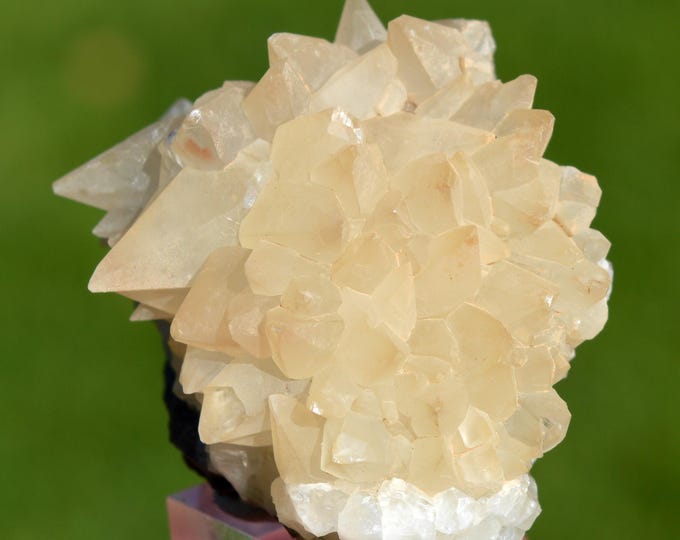 Calcite 70 grams - Limestone quarry, Limont-Fontaine, Maubeuge, Avesnes-sur-Helpe, Nord, Hauts-de-France, France