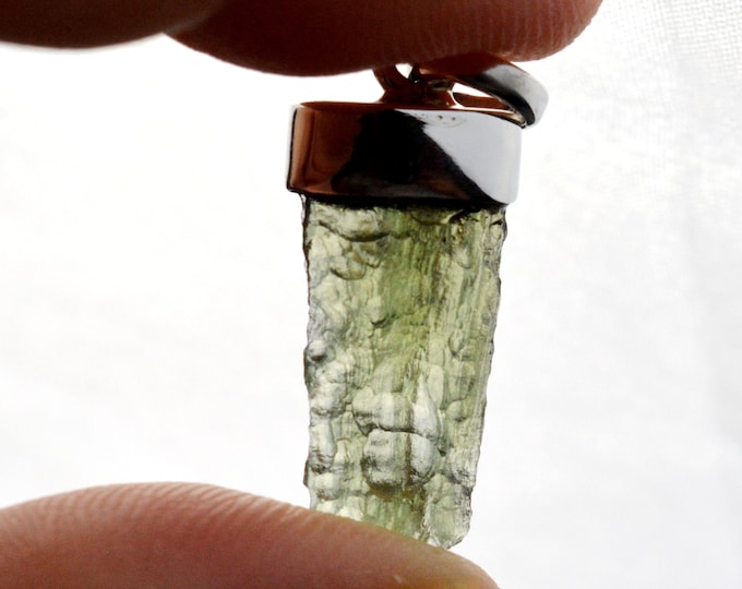 Moldavite - 10.5 carats - pendentif pierre naturelle - République Tchèque - Argent 925