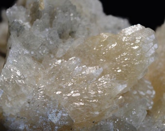 Calcite - 701 grams - Cuzac, Lot, Occitanie, France