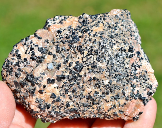 Spinel & calcite 600 grams - Maromby, Amboasary Sud District, Anosy, Madagascar