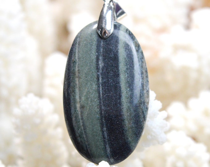 47 carat Jasper - natural stone cabochon pendant - Africa // CX82
