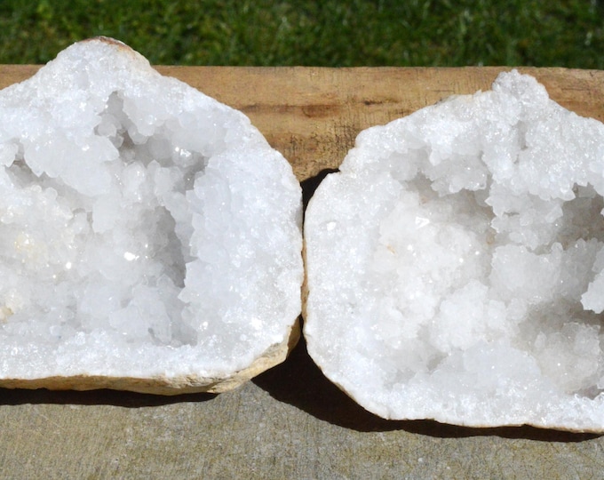 Quartz geode, 1200 grams - Bu Craa, Laâyoune Circle, Laâyoune Province, Laâyoune-Sakia El Hamra Region, Morocco