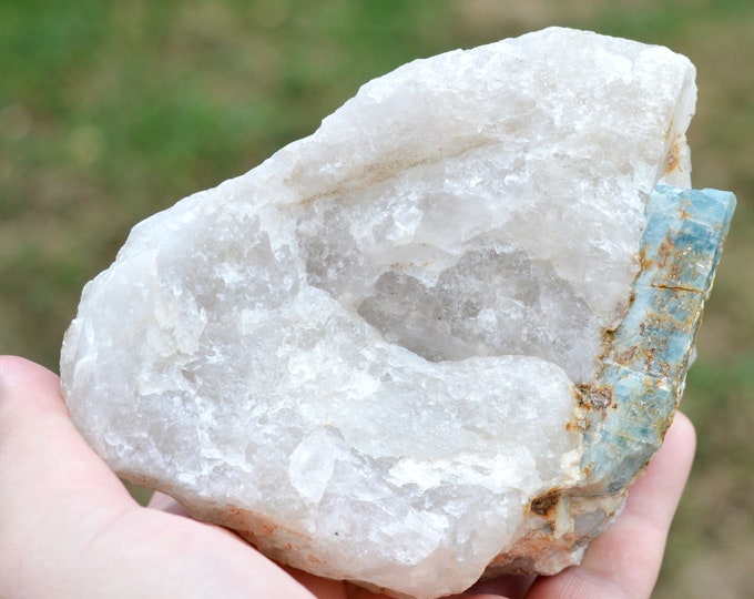 Blue Beryl & Smoky Quartz 1135 grams - Rio Grande do Norte, Brazil