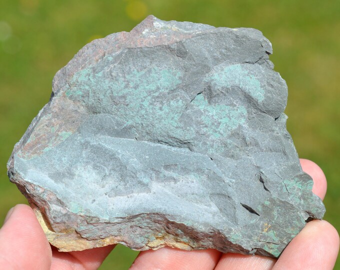 Malachite 140 grams - Salmchâteau, Vielsalm, Luxembourg, Wallonia, Belgium