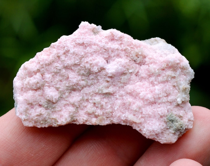 Rhodochrosite & Quartz 28 grams - Starnitsa deposit, Davidkovo ore field, Davidkovo, Banite Municipality, Smolyan Province, Bulgaria