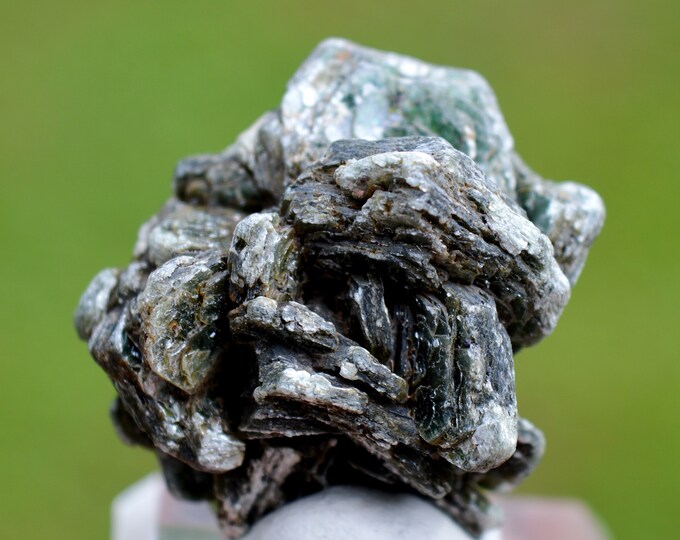 Clinochlore 27 grams - Koukouri diggings, Trantimou, Arrondissement of Diakon, Bafoulabé Cercle, Kayes Region, Mali