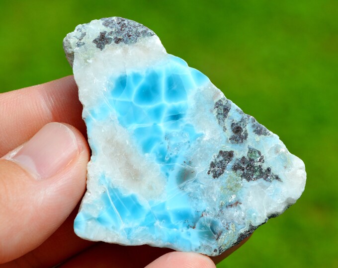 Pectolite var. Larimar 39 grams - Filipinas Larimar Mine, Los Checheses, Sierra de Baoruco, Barahona Province, Dominican Republic
