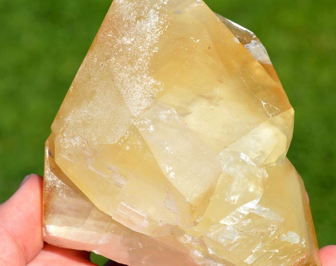 Calcite 810 grams - Limestone quarry, Limont-Fontaine, Maubeuge, Avesnes-sur-Helpe, Nord, Hauts-de-France, France