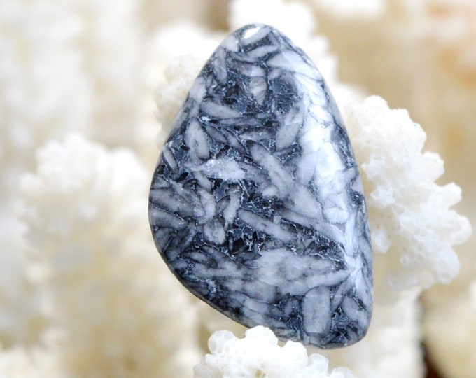 Pinolite 17 carat - natural stone cabochon pendant - Austria / EE37