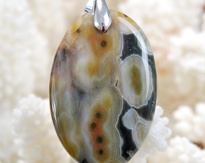 52 carat orbicular jasper - natural stone cabochon pendant - Madagascar // CG13