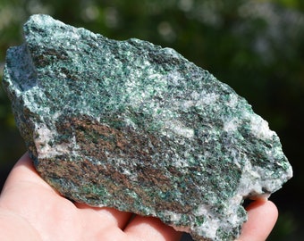 Muscovite var. Fuchsite & Quartz 410 grams - Løvgavlen marble quarry, Fauske, Nordland, Norway