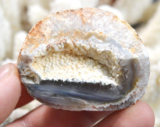 Quartz & Chalcedony Agate "Geodinhos" 97 grams - Barros Cassal, Rio Grande do Sul, Brazil