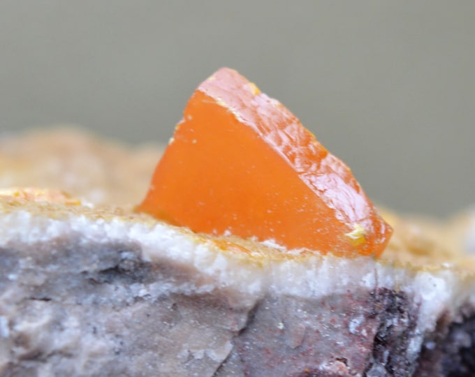 Wulfenite 171 grams - Erupción Mine, Los Lamentos Mountains, Municipio de Ahumada, Chihuahua, Mexico