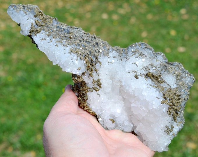Quartz & Pyrite 900 grams - El Hammam Mine, Ait Mimoune Caïdat, Khémisset Circle, Khémisset Province, Rabat-Salé-Kénitra Region, Morocco