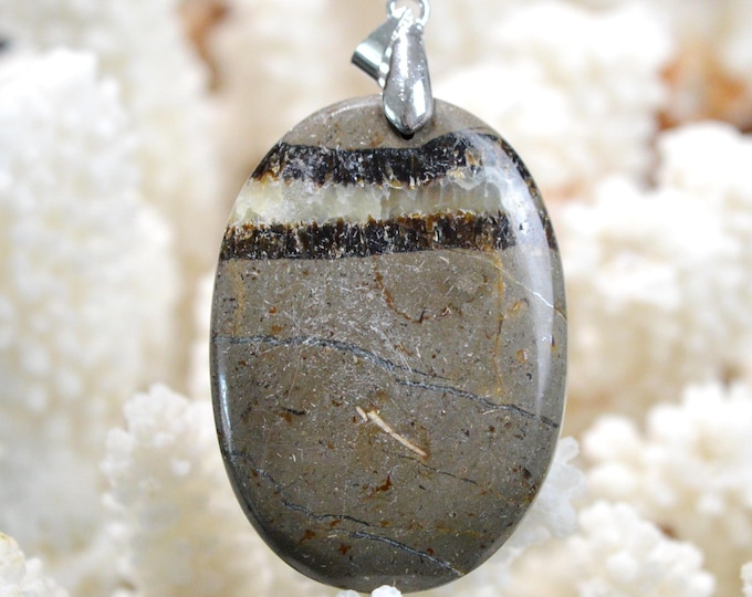 82-carat Septarian No. 1 - natural stone cabochon pendant - Madagascar / GB58