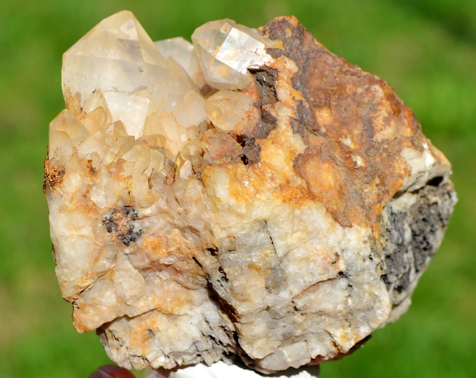 Quartz 590 grams - Isère, Auvergne-Rhône-Alpes, France