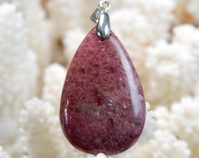 83 carat Rhodonite - natural stone cabochon pendant - Brazil / FY60