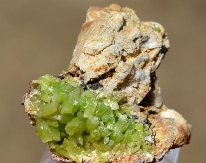 Pyromophite 40 grams - Daoping Mine, Gongcheng Co., Guilin, Guangxi, China