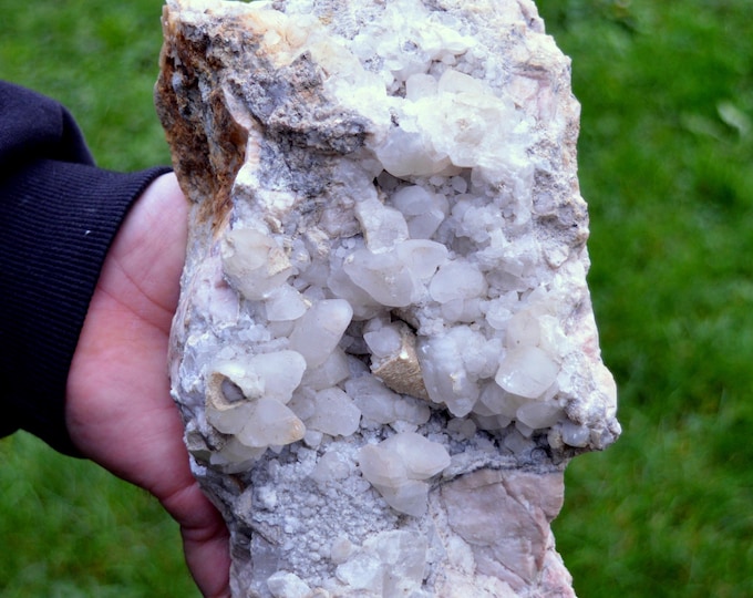 Calcite 4150 grams - Allenc, Mende, Lozère, Occitanie, France