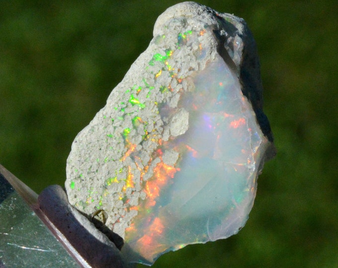 Raw opal - 16.2 carats - South Wollo Zone, Amhara Region, Ethiopia