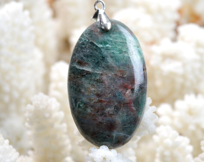 Apatite 70 carats - pendentif cabochon pierre naturelle - Madagascar / FE39