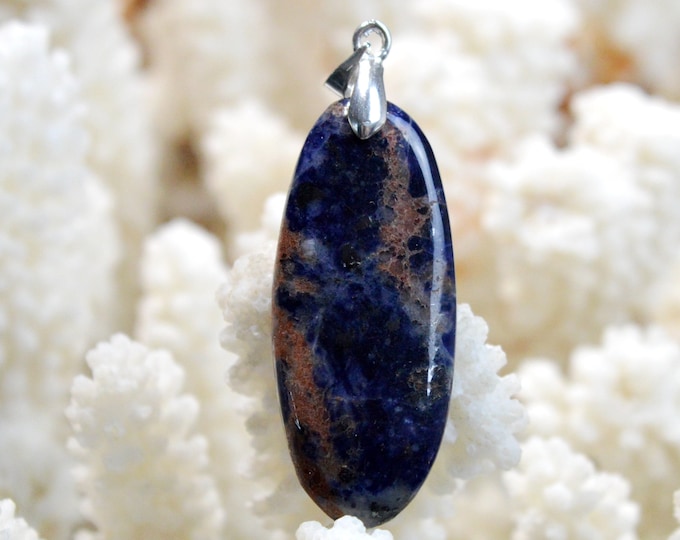 Sodalite 34 carats - natural stone cabochon pendant - Namibia / FE12