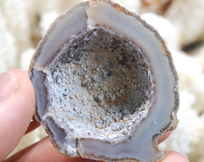 Quartz & Chalcedony Agate "Geodinhos" 57 grams - Barros Cassal, Rio Grande do Sul, Brazil