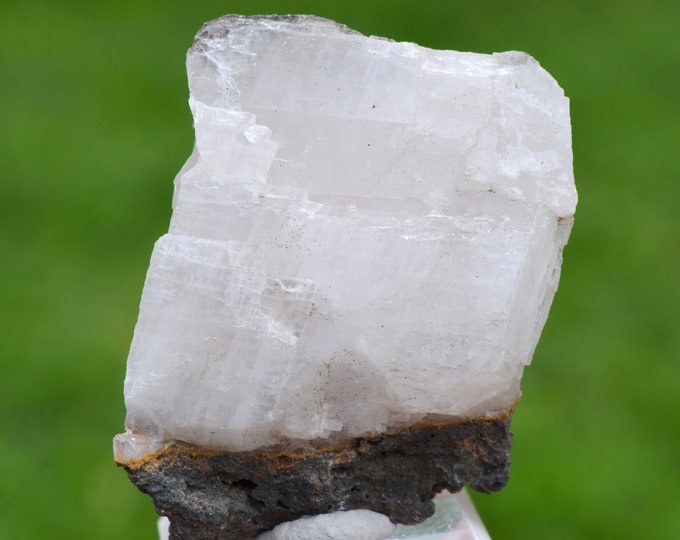 Pink Calcite 103 grams - Saint Crépin, Briançon, Hautes-Alpes, Provence-Alpes-Côte d'Azur, France
