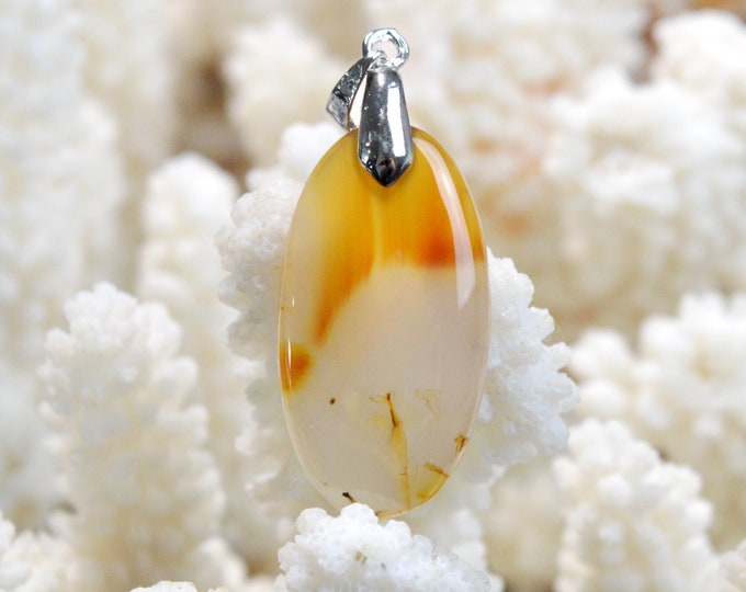 27 carat agate - natural stone cabochon pendant - Montana, USA / FI42