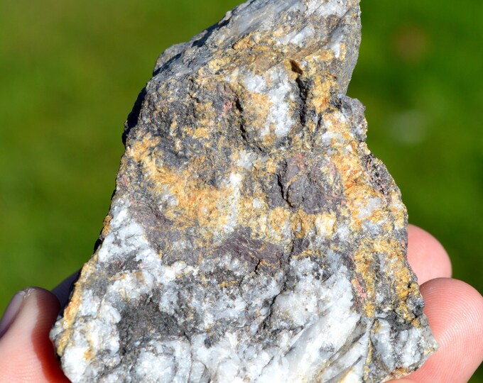 Tinzenite 209 grams - Tinizong, Surses, Albula Region, Grisons, Switzerland