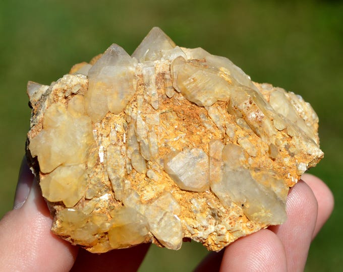 Quartz 157 grams - Old Mayres pegmatite (The Pegmatite Castle), Mayres, Largentière, Ardèche, Auvergne-Rhône-Alpes, France