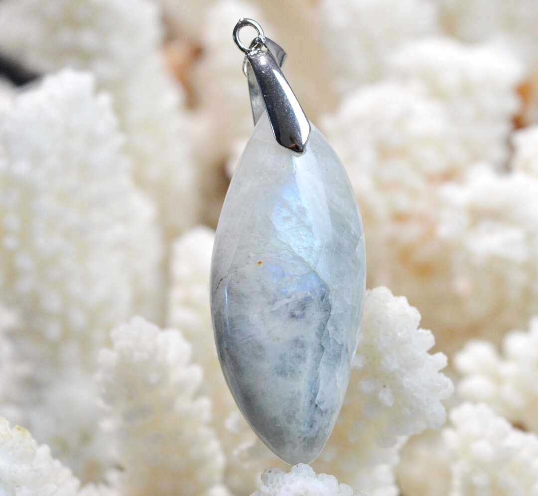 Pendentif Pierre De Lune Naturelle 63 Carats - Cabochon, Inde, Neuf Avec étiquettes