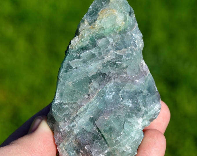 Fluorite 260 grams - La Barre Mine, Saint-Jacques-d'Ambur, Puy-de-Dôme, Auvergne-Rhône-Alpes, France