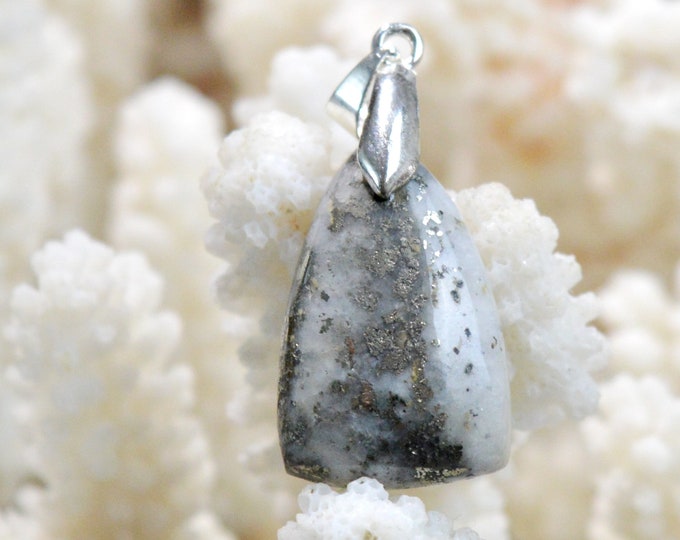 Quartz & Pyrite 26 carats - natural stone cabochon pendant - Italy / FM43 - RARE