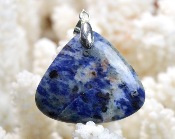 Sodalite 42 carats - natural stone cabochon pendant - Namibia / EN53