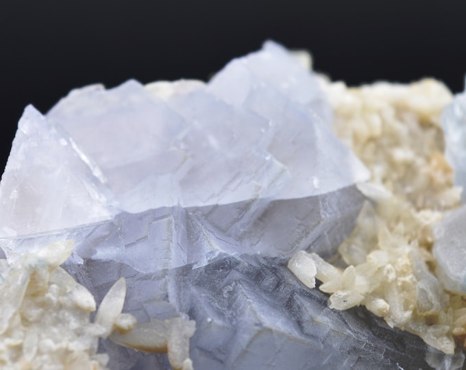 Calcite & fluorite 558 grams - Loralai District, Balochistan Region, Pakistan