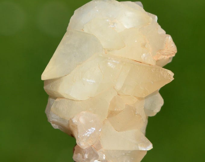Calcite 11 grams - Limestone quarry, Limont-Fontaine, Maubeuge, Avesnes-sur-Helpe, Nord, Hauts-de-France, France