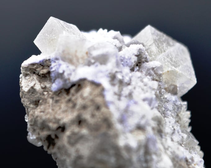 Fluorite & Calcite 80 grams - Arbouet-Sussaute, Pyrénées-Atlantiques, New Aquitaine, France