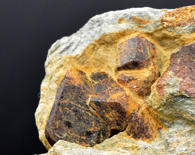 Almandine Garnet & Micashist - 280 grams - Zillertal, Tyrol, Austria