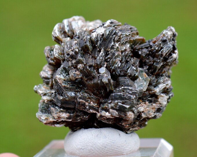 Clinochlore 40 grams - Koukouri diggings, Trantimou, Arrondissement of Diakon, Bafoulabé Cercle, Kayes Region, Mali