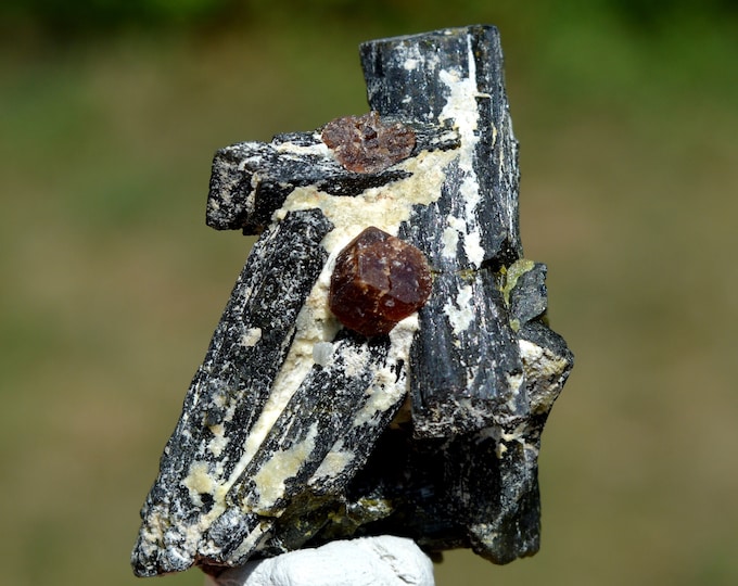Andradite-Grossular Garnet & Epidote 47 grams - Trantimou, Diakon, Arrondissement of Diakon, Bafoulabé Cercle, Kayes Region, Mali
