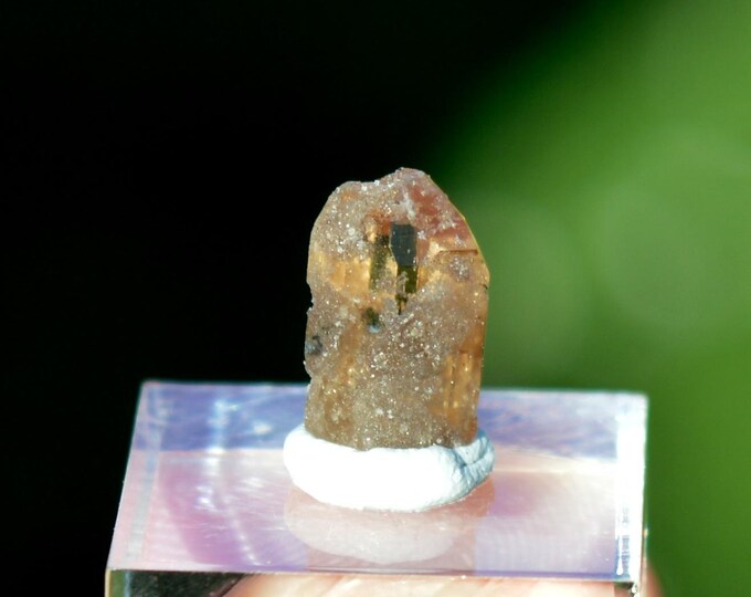Topaz 0.6 grams - Topaz Mountain, Thomas Range, Juab County, Utah, USA