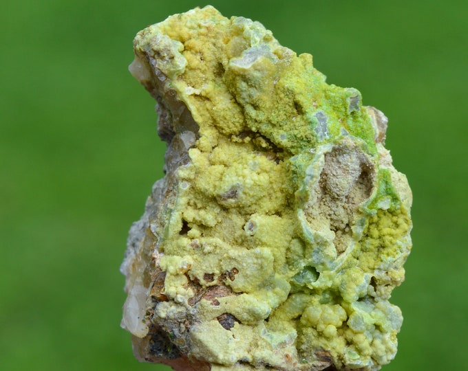 Cerussite & Pyromorphite 62 grams - L'Argentolle, Saint-Prix, Autun, Saône-et-Loire, Burgundy-Franche-Comté, France
